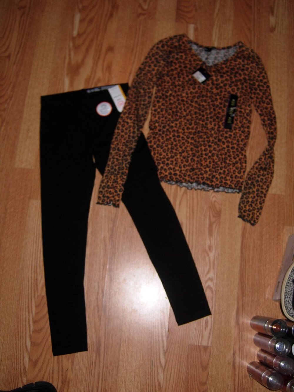 Cheetah Print Long Sleeve Top & Black Leggings L/XL